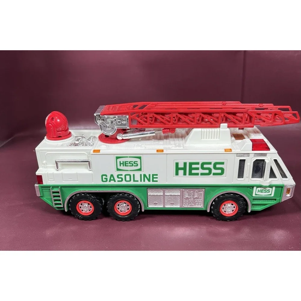 Hess Toy Truck 1996 Emergency Truck and Ladder with‎ Lights and Sirens Works